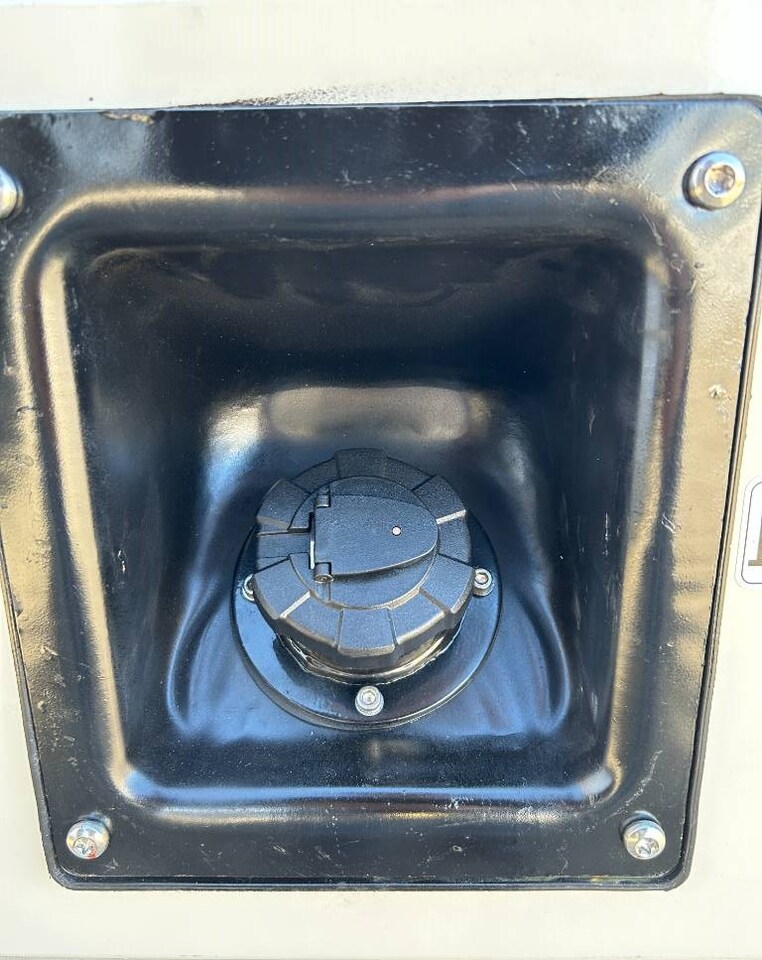 Perkins 2506C-E15TAG2 - 550 kVA Generator - DPX-20019 - Generator set: picture 5 Perkins 2506C-E15TAG2 - 550 kVA Generator - DPX-20019 - Generator set: picture 5