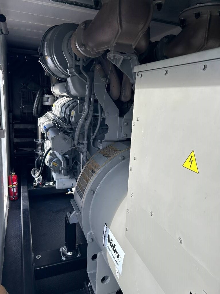 Perkins 4012-46TAG3A - 1.880 kVA Generator - DPX-19824 - Generator set: picture 4 Perkins 4012-46TAG3A - 1.880 kVA Generator - DPX-19824 - Generator set: picture 4