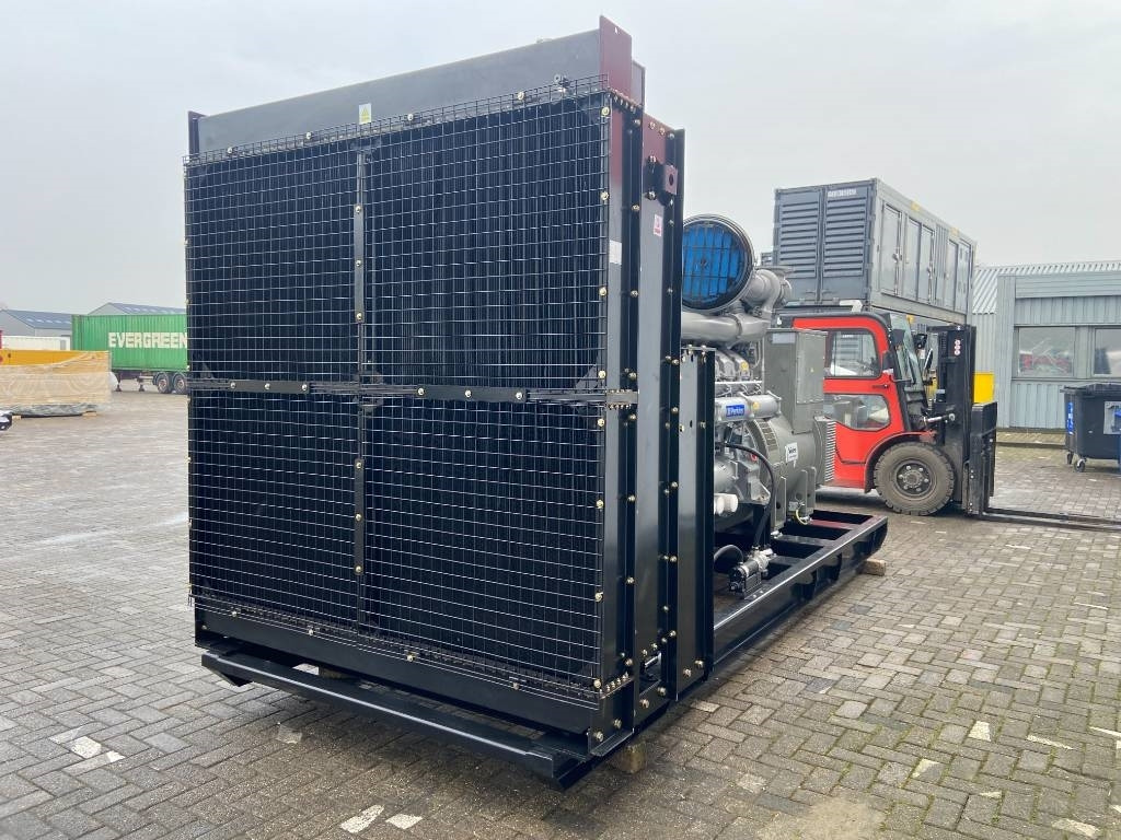 Perkins 4012-46TAG3A - 1.880 kVA Generator - DPX-19824-O - Generator set: picture 3 Perkins 4012-46TAG3A - 1.880 kVA Generator - DPX-19824-O - Generator set: picture 3