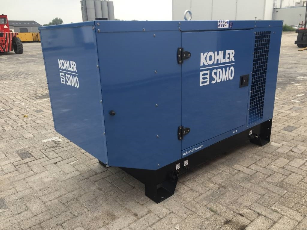 Sdmo K22 - 22 kVA Generator - DPX-17003 - Generator set: picture 4 Sdmo K22 - 22 kVA Generator - DPX-17003 - Generator set: picture 4