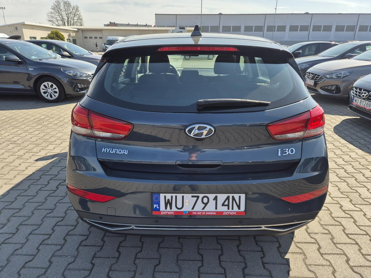 HYUNDAI I30 HATCHBACK - Hatchback: picture 5 HYUNDAI I30 HATCHBACK - Hatchback: picture 5
