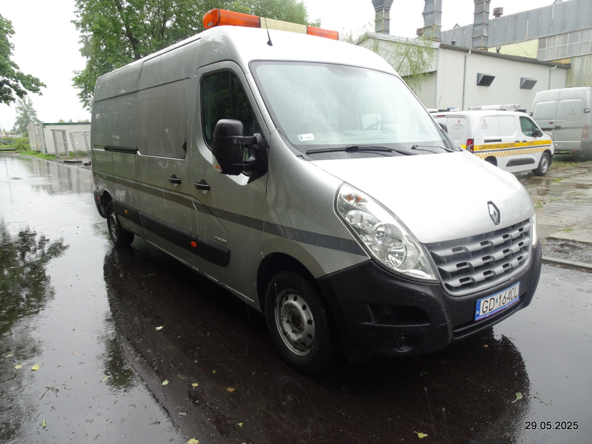 RENAULT MASTER BRYGADÓWKA - Combi van: picture 1 RENAULT MASTER BRYGADÓWKA - Combi van: picture 1