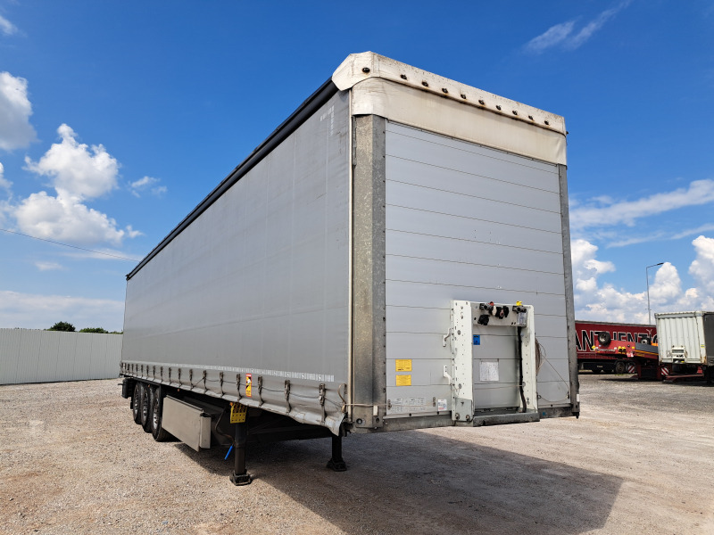 SCHMITZ CARGOBULL SCBS3T KURTYNOWA - Curtainsider trailer: picture 1 SCHMITZ CARGOBULL SCBS3T KURTYNOWA - Curtainsider trailer: picture 1