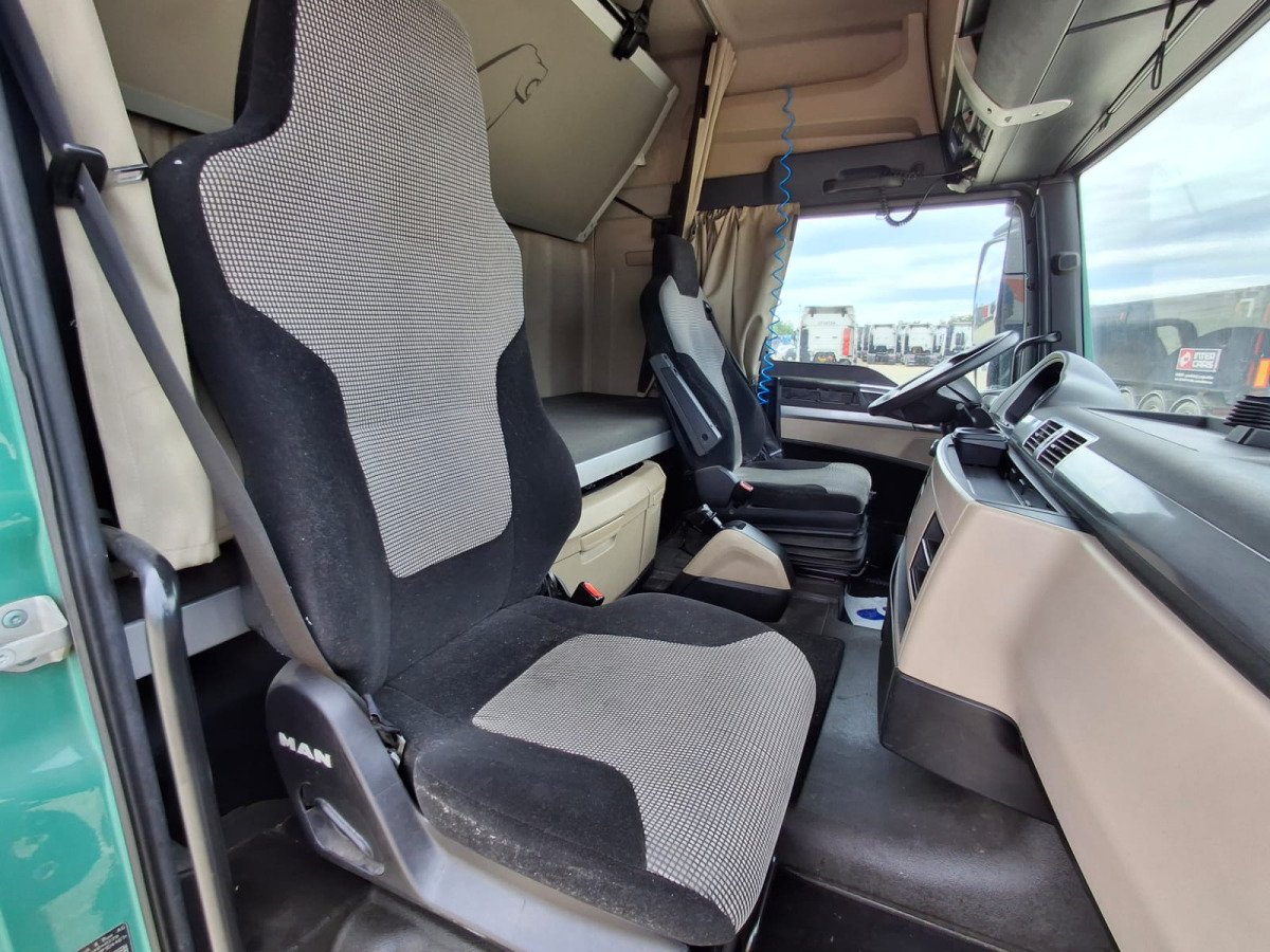 Tractor unit MAN TGX CIĄGNIK SIODŁOWY: picture 9