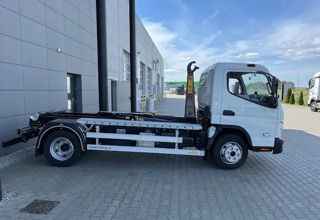 New Garbage truck FUSO Canter 9C18 Hakowiec: picture 10