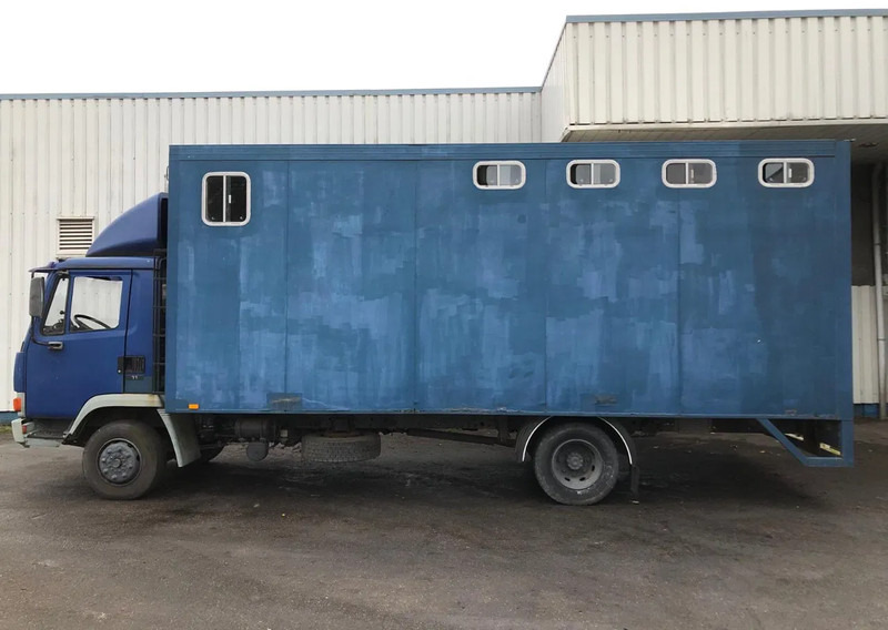DAF 45 - 150 , Turbo , Horse truck , Spring Suspension - Box truck: picture 2 DAF 45 - 150 , Turbo , Horse truck , Spring Suspension - Box truck: picture 2