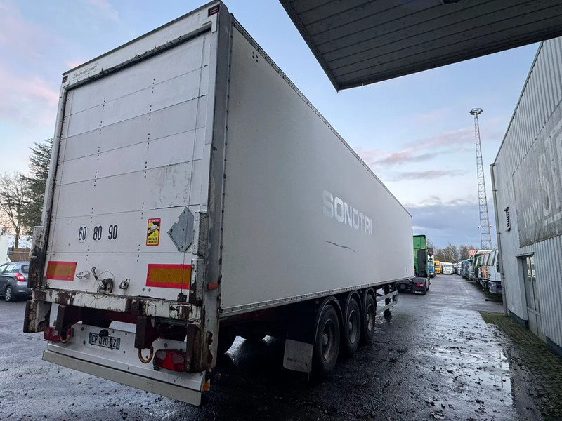 Fruehauf 3 Axle SMB , Box Trailer, Spring Suspension - Closed box semi-trailer: picture 3 Fruehauf 3 Axle SMB , Box Trailer, Spring Suspension - Closed box semi-trailer: picture 3