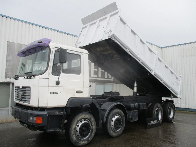MAN F2000 35-364 , Manual , 8x4 , 3 way tipper , Spring suspension - Tipper: picture 1 MAN F2000 35-364 , Manual , 8x4 , 3 way tipper , Spring suspension - Tipper: picture 1