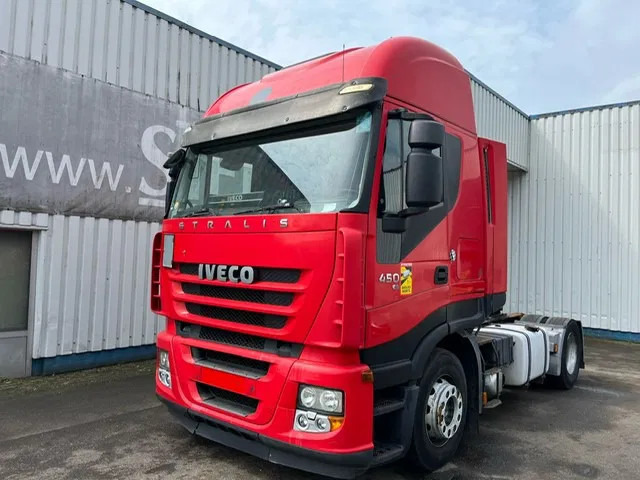 Iveco Stralis 450 , AS 440S45 , Manual Gearbox , Euro 5 - Tractor unit: picture 1 Iveco Stralis 450 , AS 440S45 , Manual Gearbox , Euro 5 - Tractor unit: picture 1