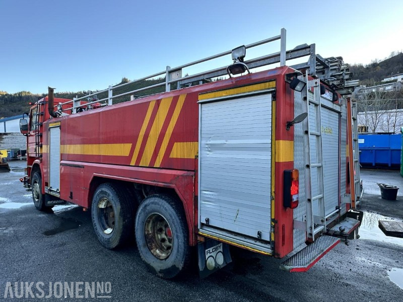 1992 Scania R 113ML - 400 6X2 Tankbil/Brannbil med vannkanon - Repobjekt, 553874km - Fire truck: picture 3 1992 Scania R 113ML - 400 6X2 Tankbil/Brannbil med vannkanon - Repobjekt, 553874km - Fire truck: picture 3