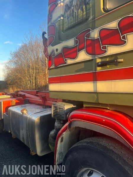 Hook lift truck 1993 Scania R-serie 143 450 Topliner med krokløft EU OK 11.2026: picture 9 Hook lift truck 1993 Scania R-serie 143 450 Topliner med krokløft EU OK 11.2026: picture 9