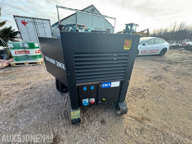 1995 Stamford aggregat 40kvA 230/400V - Construction equipment: picture 5 1995 Stamford aggregat 40kvA 230/400V - Construction equipment: picture 5