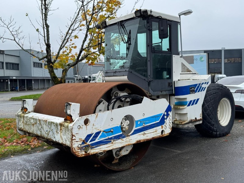 2001 AMMANN AC110-2T Vals / 2465 timer - Roller: picture 1 2001 AMMANN AC110-2T Vals / 2465 timer - Roller: picture 1