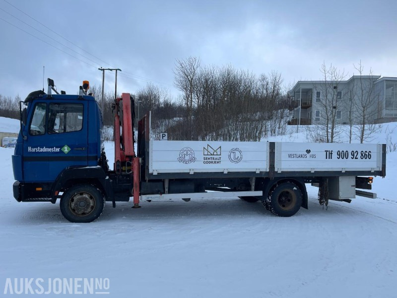 2001 Mercedes-Benz 817/42 planbil med Palfinger PK 4400 kran, selges som lett reparasjons objekt - Crane truck: picture 2 2001 Mercedes-Benz 817/42 planbil med Palfinger PK 4400 kran, selges som lett reparasjons objekt - Crane truck: picture 2