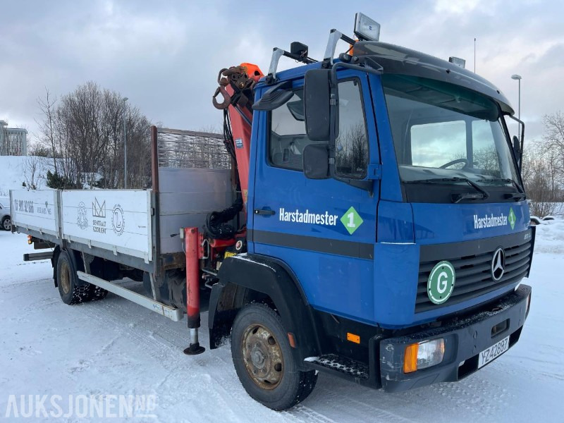 Leasing of  2001 Mercedes-Benz 817/42 planbil med Palfinger PK 4400 kran, selges som lett reparasjons objekt 2001 Mercedes-Benz 817/42 planbil med Palfinger PK 4400 kran, selges som lett reparasjons objekt: picture 12