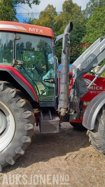 2002 McCormick MTX175 MVA FRI FRONTLASTER HURTIGGIR brøyteplate - Farm tractor: picture 5 2002 McCormick MTX175 MVA FRI FRONTLASTER HURTIGGIR brøyteplate - Farm tractor: picture 5