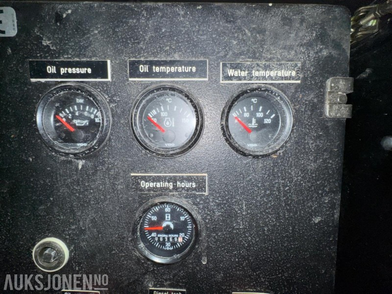 Drilling rig 2002 Tracto-Technik Grundodrill 10S borerigg – komplett pakke med container, PE-sveis og utstyr: picture 11