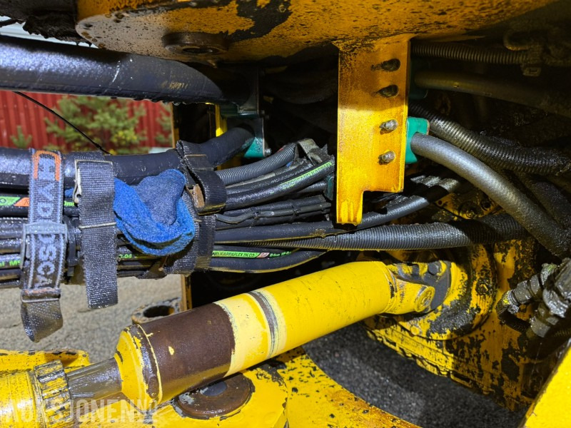 Wheel loader 2002 Volvo L70D Hjullaster – Hydraulisk HK-feste – 3 og 4. funksjon: picture 32 Wheel loader 2002 Volvo L70D Hjullaster – Hydraulisk HK-feste – 3 og 4. funksjon: picture 32