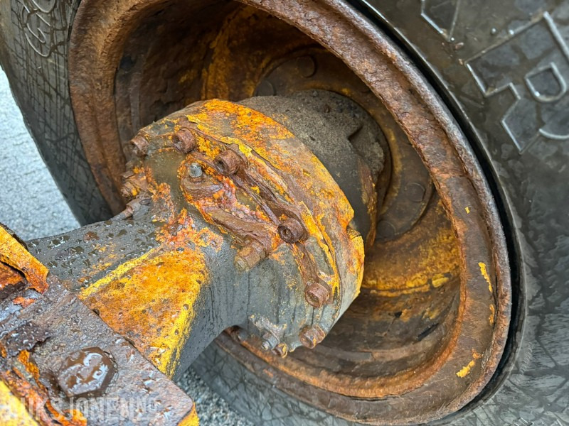 Wheel loader 2002 Volvo L70D Hjullaster – Hydraulisk HK-feste – 3 og 4. funksjon: picture 37 Wheel loader 2002 Volvo L70D Hjullaster – Hydraulisk HK-feste – 3 og 4. funksjon: picture 37