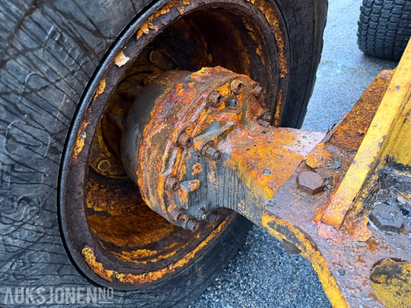 Wheel loader 2002 Volvo L70D Hjullaster – Hydraulisk HK-feste – 3 og 4. funksjon: picture 36 Wheel loader 2002 Volvo L70D Hjullaster – Hydraulisk HK-feste – 3 og 4. funksjon: picture 36