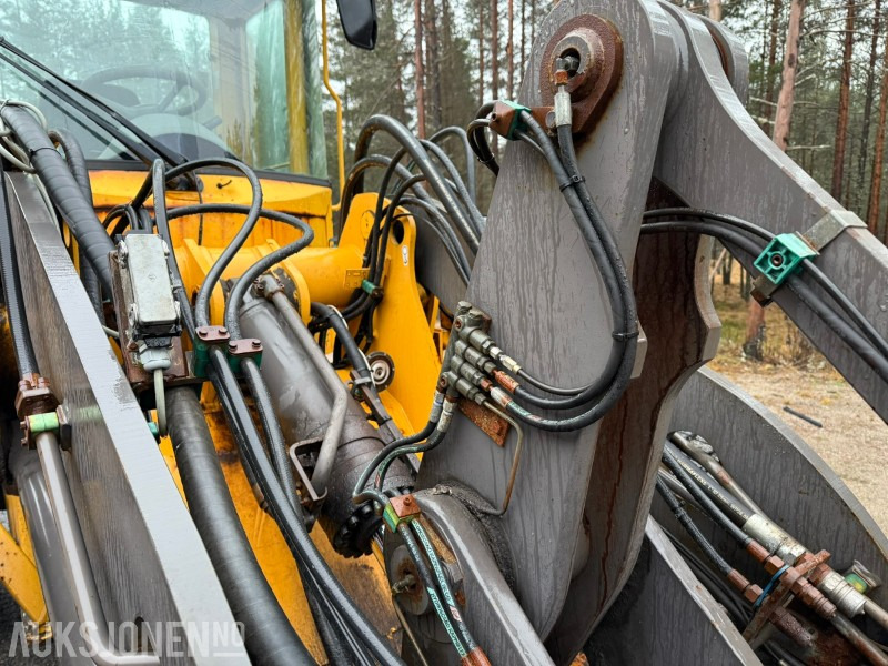 Wheel loader 2002 Volvo L70D Hjullaster – Hydraulisk HK-feste – 3 og 4. funksjon: picture 16 Wheel loader 2002 Volvo L70D Hjullaster – Hydraulisk HK-feste – 3 og 4. funksjon: picture 16