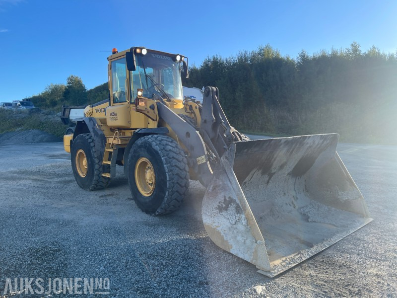 2003 Volvo L90E - Wheel loader: picture 2 2003 Volvo L90E - Wheel loader: picture 2