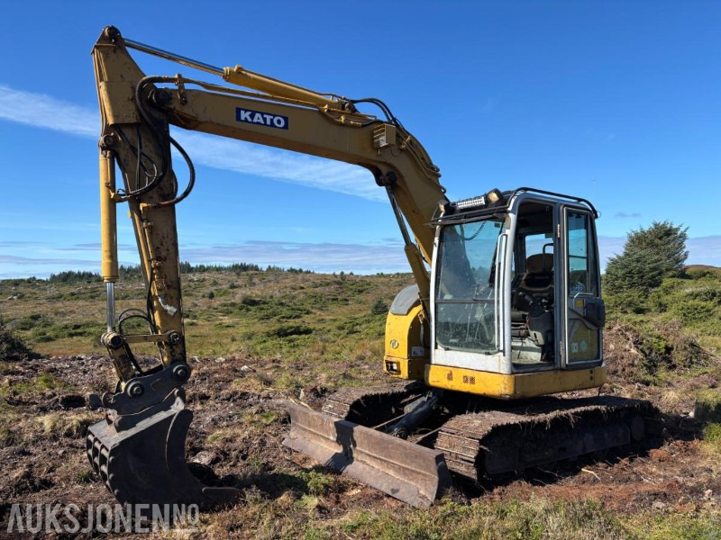 2007 Kato HD 308US Beltegraver m Graveskuff & pusseskuff - Excavator: picture 1 2007 Kato HD 308US Beltegraver m Graveskuff & pusseskuff - Excavator: picture 1