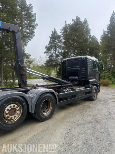 2007 MAN TGA 26.440 6X2-2 BL - Hook lift truck: picture 4 2007 MAN TGA 26.440 6X2-2 BL - Hook lift truck: picture 4