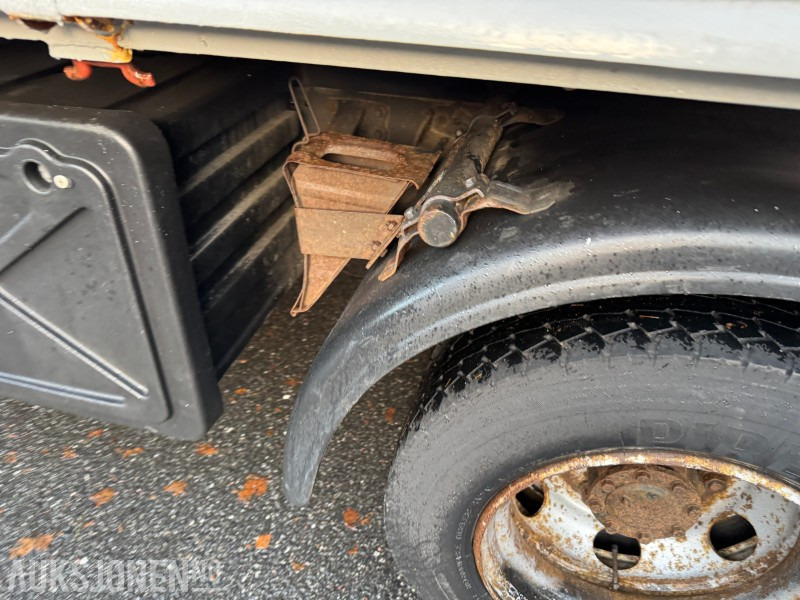 Crane truck 2008 Fuso Canter 7C18 - kranbil med 3-veis tipp - Atlas AK601.3 kran - EU-godkjent til 05/2026: picture 11 Crane truck 2008 Fuso Canter 7C18 - kranbil med 3-veis tipp - Atlas AK601.3 kran - EU-godkjent til 05/2026: picture 11