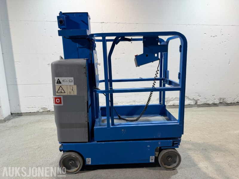 2011 GRC 12 - 5,5m mastelift - Aerial platform: picture 2 2011 GRC 12 - 5,5m mastelift - Aerial platform: picture 2