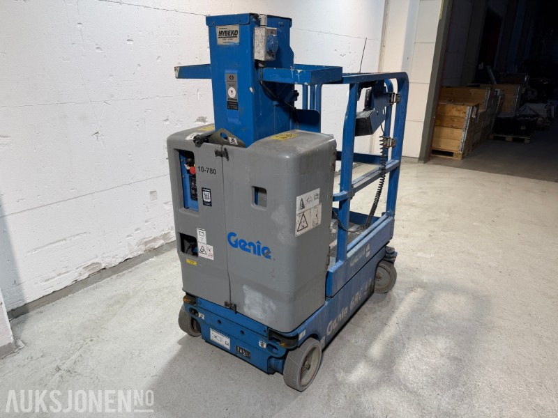 2011 Genie GRC-12 Mastelift 5,66 m – 389 timer - Aerial platform: picture 2 2011 Genie GRC-12 Mastelift 5,66 m – 389 timer - Aerial platform: picture 2