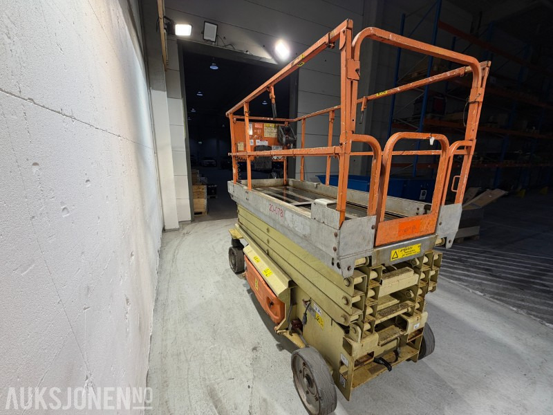 2011 JLG 3246ES Sakselift 11,68 m – 315 timer - Aerial platform: picture 5 2011 JLG 3246ES Sakselift 11,68 m – 315 timer - Aerial platform: picture 5