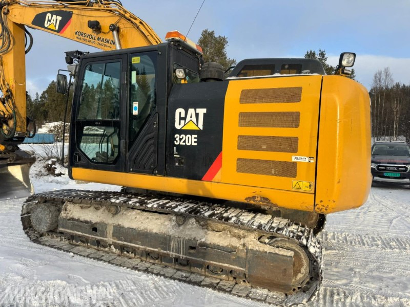 2012 Cat 320E GRAVEMASKIN TILTROTATOR SENTRALSMØRING DIESELVARMER - Excavator: picture 4 2012 Cat 320E GRAVEMASKIN TILTROTATOR SENTRALSMØRING DIESELVARMER - Excavator: picture 4