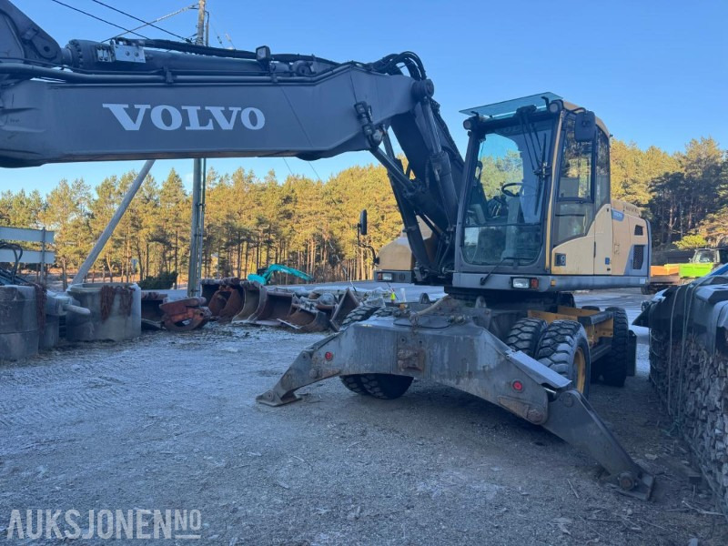 2012 Volvo EW180D Hjulgraver - Pigghammer - Klype - 4 stk Skuffer - Timer: 6344 - Excavator: picture 2 2012 Volvo EW180D Hjulgraver - Pigghammer - Klype - 4 stk Skuffer - Timer: 6344 - Excavator: picture 2