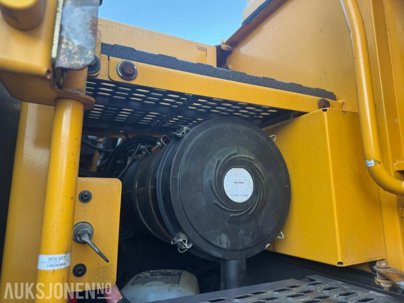 Excavator 2012 Volvo EW180D Hjulmaskin- Pigghammer - Klype - 4 stk Skuffer - Timer: 6344: picture 17