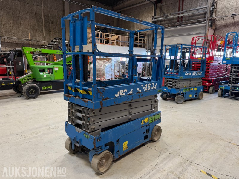 2014 Genie 1932 - Aerial platform: picture 3 2014 Genie 1932 - Aerial platform: picture 3
