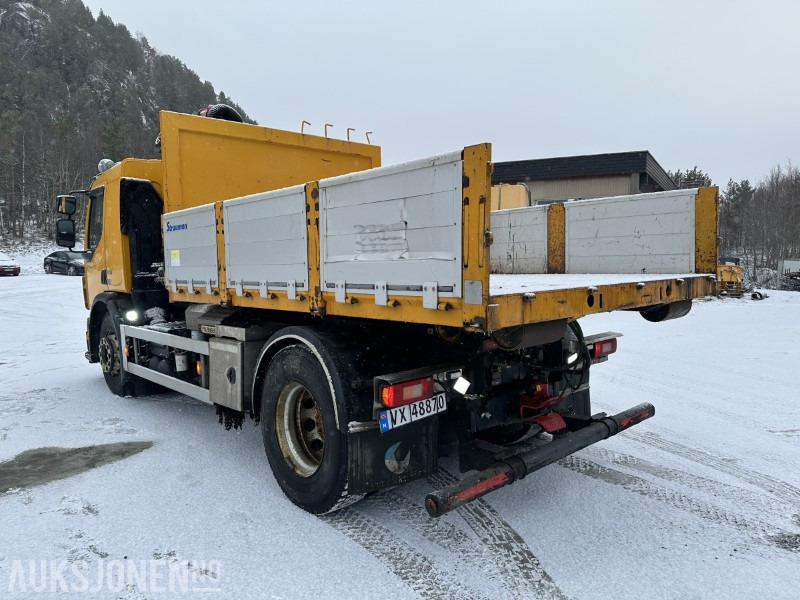 2014 Volvo FE 320 4x2 - Krokbil - Brøyterigget med Palfinger kranflak og tippflak - Hook lift truck: picture 5 2014 Volvo FE 320 4x2 - Krokbil - Brøyterigget med Palfinger kranflak og tippflak - Hook lift truck: picture 5