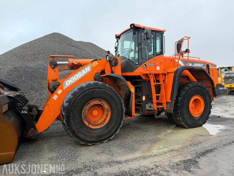 Wheel loader 2015 Doosan DL550 HJULLASTER - REP.OBJEKT.: picture 1