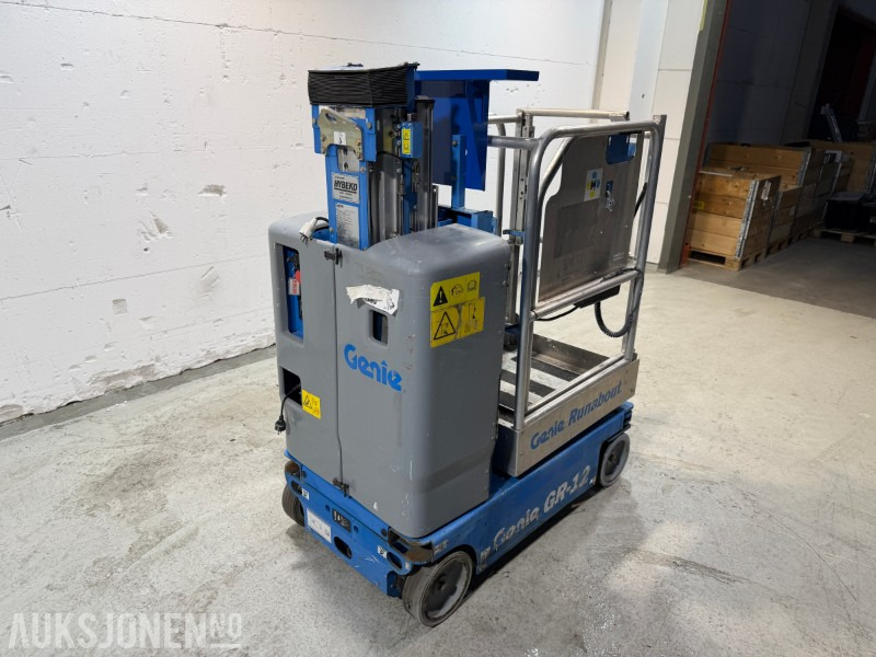 2015 Genie GR-12 - 5,45m mastelift - Aerial platform: picture 4 2015 Genie GR-12 - 5,45m mastelift - Aerial platform: picture 4