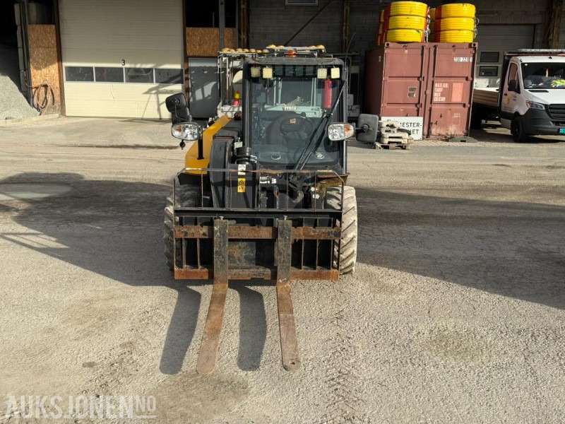 2015 JCB 516-40 | 3.5t teleskoplaster - 4WD, 4-hjulstyring, 1600kg, 4 meter, skuffe og pallegafler - Telescopic handler: picture 2 2015 JCB 516-40 | 3.5t teleskoplaster - 4WD, 4-hjulstyring, 1600kg, 4 meter, skuffe og pallegafler - Telescopic handler: picture 2
