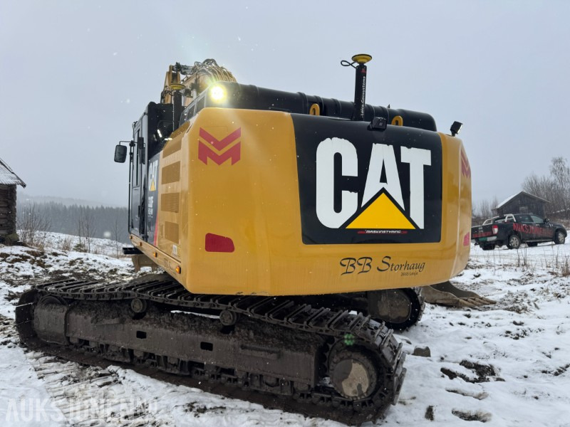 Crawler excavator 2016 Cat 330FL GRAVEMASKIN, GPS, TILTROTATOR, 2 SKUFFER +++: picture 14 Crawler excavator 2016 Cat 330FL GRAVEMASKIN, GPS, TILTROTATOR, 2 SKUFFER +++: picture 14