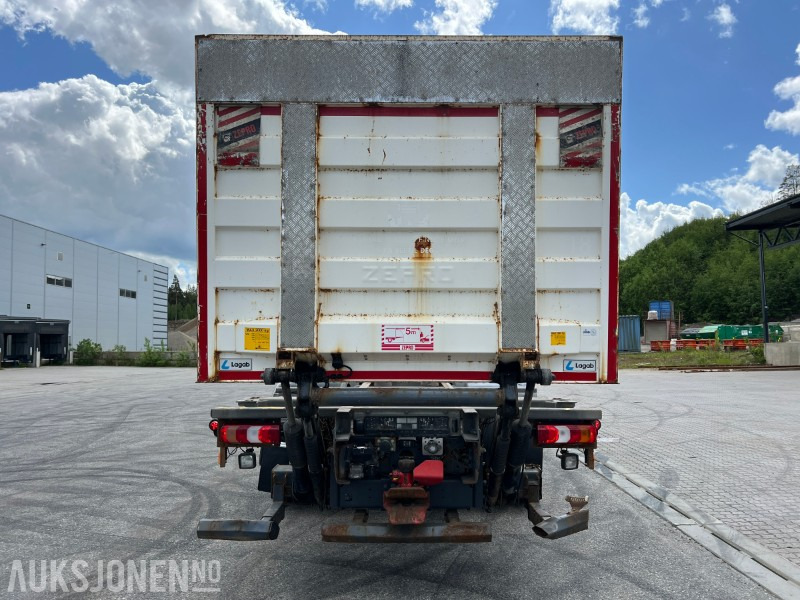 2016 Mercedes-Benz Antos 2545 containerbil med baklem, ryggekamera, hengerfeste, bluetec - Container transporter/ Swap body truck: picture 4 2016 Mercedes-Benz Antos 2545 containerbil med baklem, ryggekamera, hengerfeste, bluetec - Container transporter/ Swap body truck: picture 4