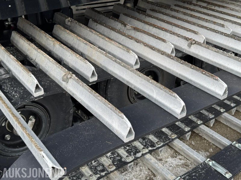 Construction equipment 2016 Prinoth Husky Tiller tråkkemaskin / Sporsetter / 2435 timer: picture 10