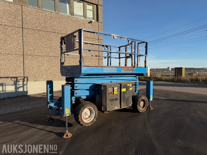 2017 Genie GS3369 RT terrenggående sakselift - 12 m arbeidshøyde - Aerial platform: picture 2 2017 Genie GS3369 RT terrenggående sakselift - 12 m arbeidshøyde - Aerial platform: picture 2