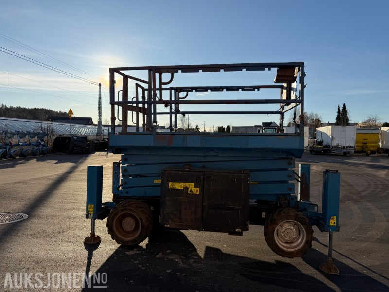 2017 Genie GS3369 RT terrenggående sakselift - 12 m arbeidshøyde - Aerial platform: picture 5 2017 Genie GS3369 RT terrenggående sakselift - 12 m arbeidshøyde - Aerial platform: picture 5