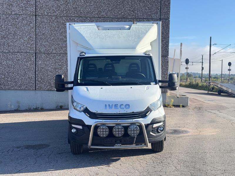 2018 Iveco DAILY - SKAP - MOBILT VERKSTED - SERVICEBIL - SVÆRT PÅKOSTET INNREDNING! - Box truck: picture 2 2018 Iveco DAILY - SKAP - MOBILT VERKSTED - SERVICEBIL - SVÆRT PÅKOSTET INNREDNING! - Box truck: picture 2