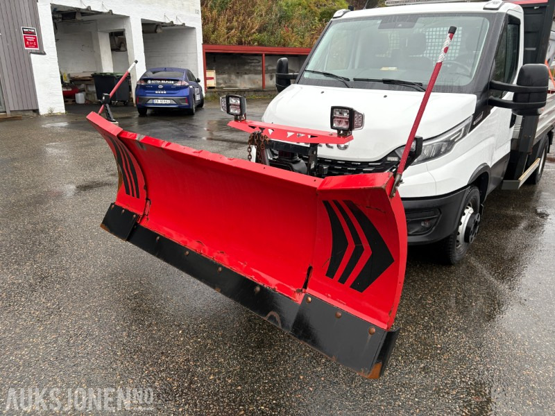 2019 Iveco Daily planbil m/ Hilltip IceStriker og Western Wide-Out brøyteplog - Dropside/ Flatbed truck: picture 5 2019 Iveco Daily planbil m/ Hilltip IceStriker og Western Wide-Out brøyteplog - Dropside/ Flatbed truck: picture 5