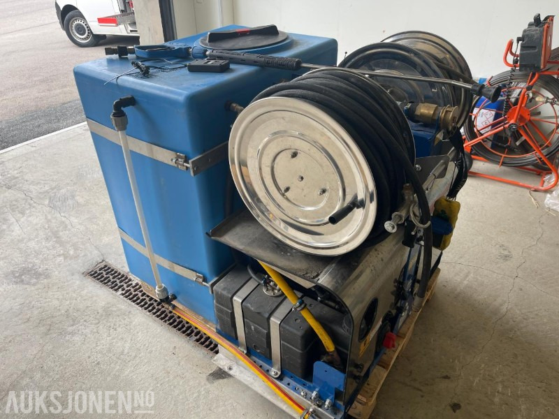 Construction equipment 2019 PTC Whale Built-in Spyleaggregat: picture 1