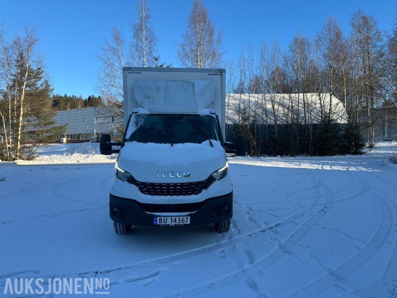 2020 Iveco Daily – Lukket skapbil – N2 – God nyttelast – Nylig EU-godkjent - Km stand 37 655 - Box truck: picture 2 2020 Iveco Daily – Lukket skapbil – N2 – God nyttelast – Nylig EU-godkjent - Km stand 37 655 - Box truck: picture 2