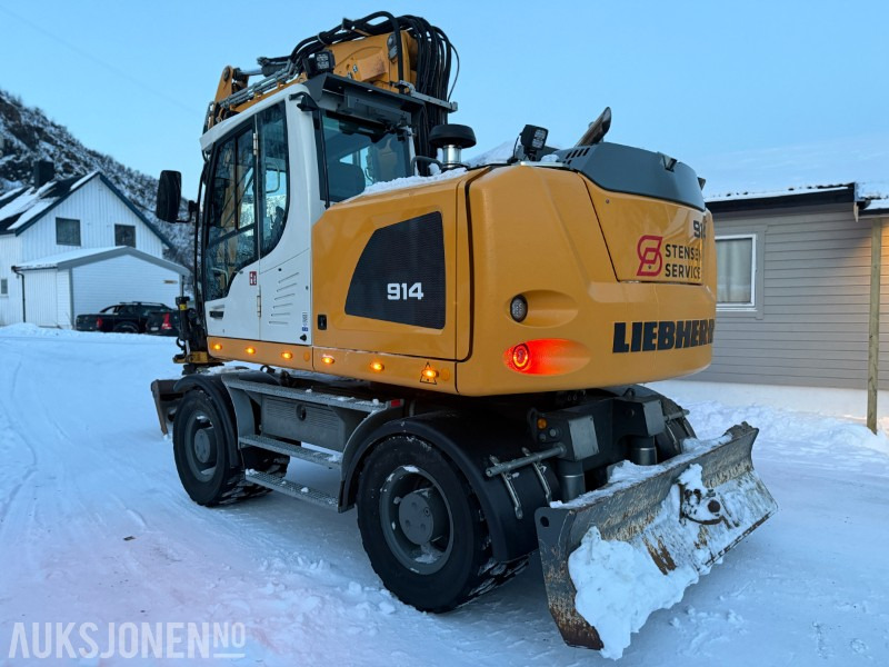 2020 Liebherr A914 Litronic med henger – Engcon tiltrotator – 3 skuffer - Excavator: picture 5 2020 Liebherr A914 Litronic med henger – Engcon tiltrotator – 3 skuffer - Excavator: picture 5